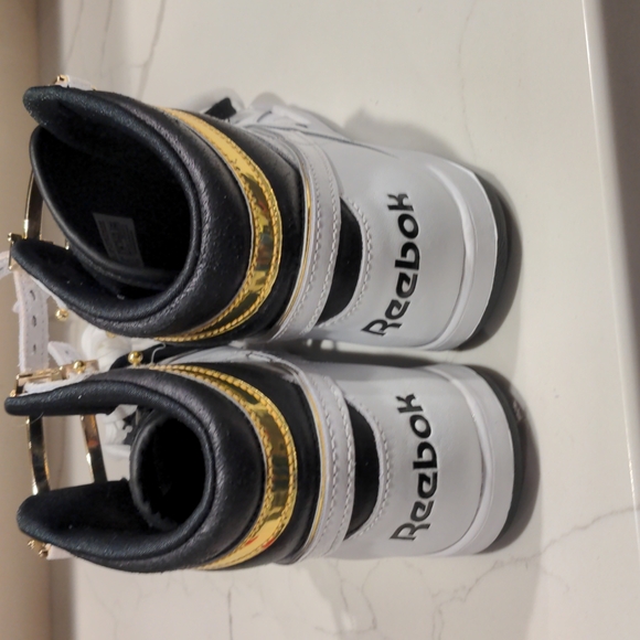 NWT Reebox Hightops - Picture 3 of 6